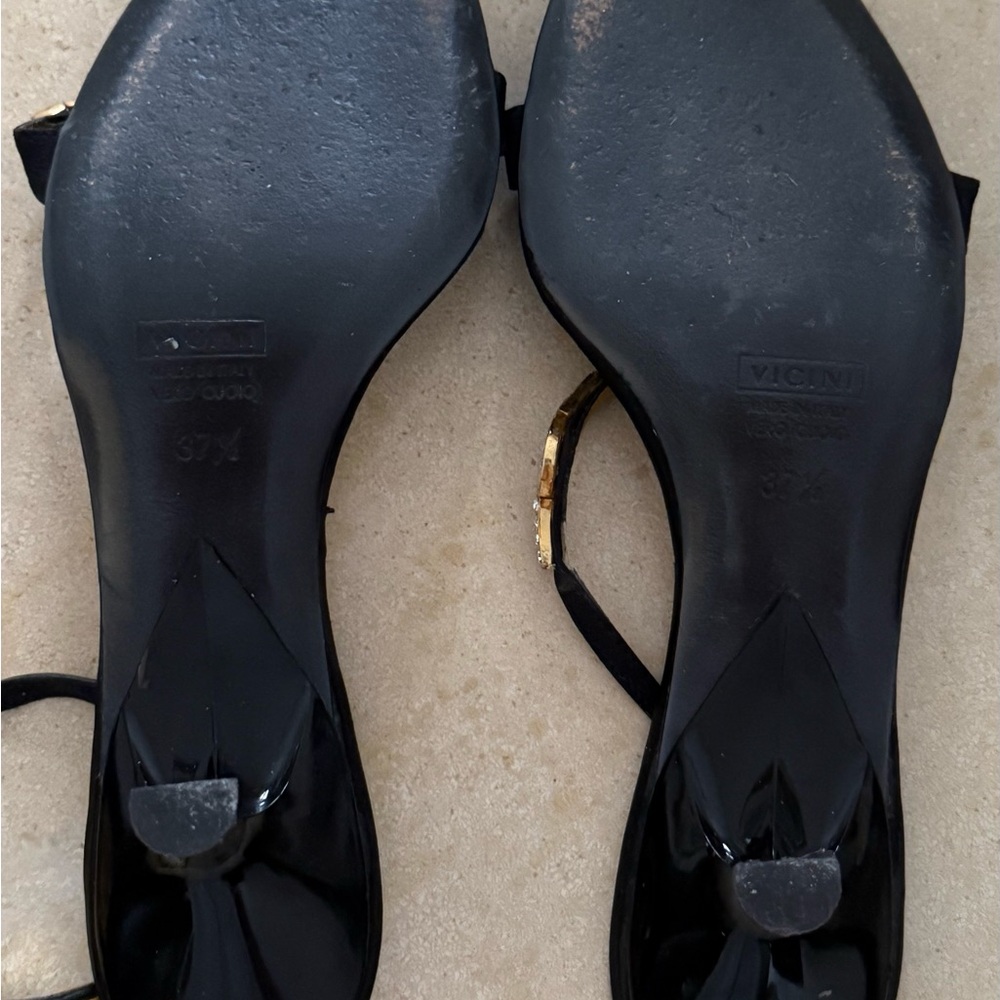 Giuseppe Zanotti Black and Gold Sandals - Picture 7 of 10